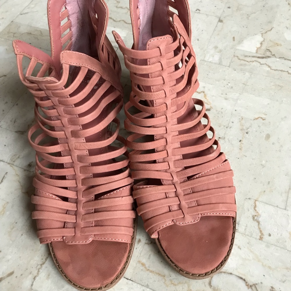 Vince Camuto Sandals